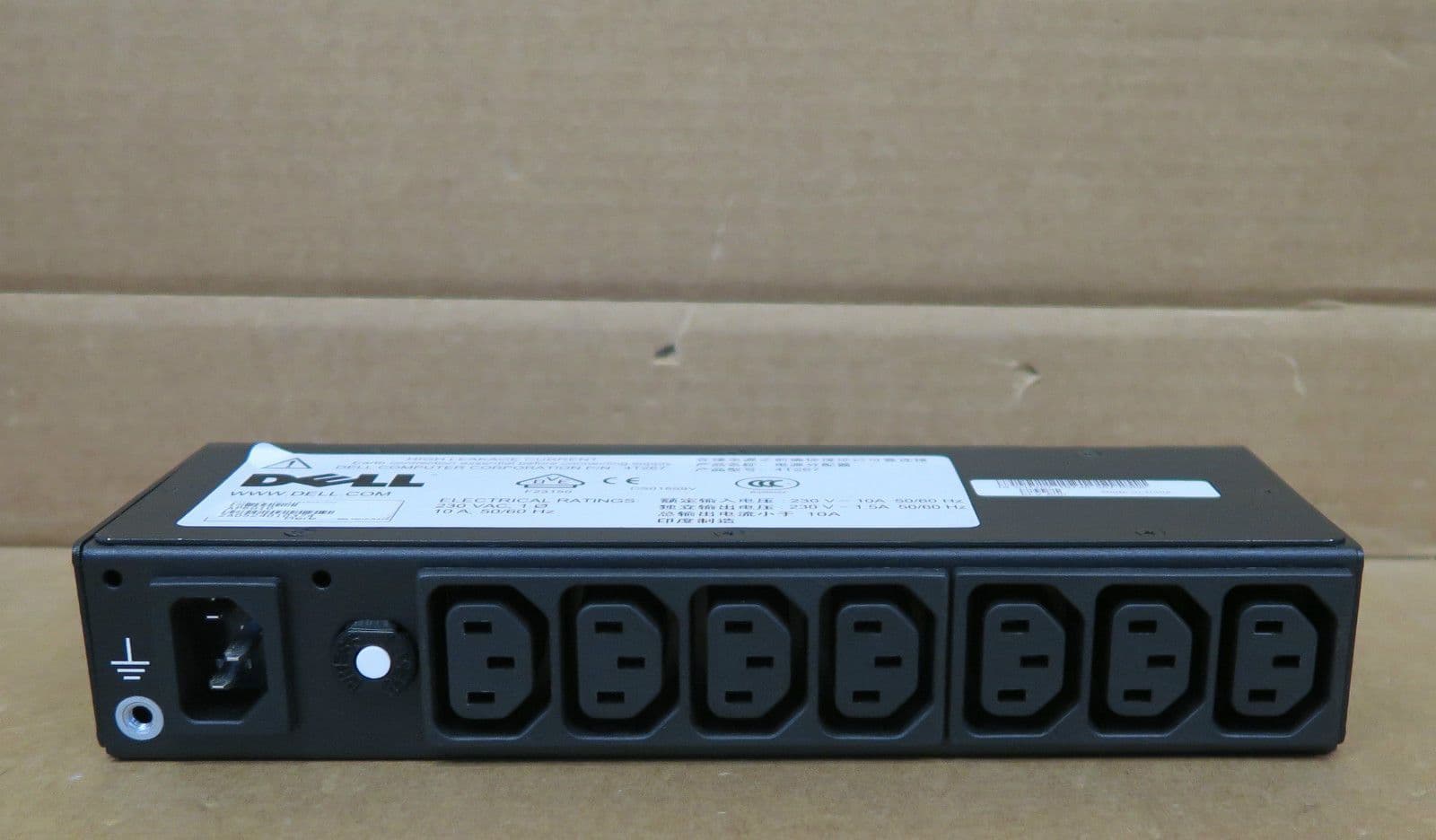 Dell 4T267 04T267 AP6010 - 7 Port Power Distribution Unit