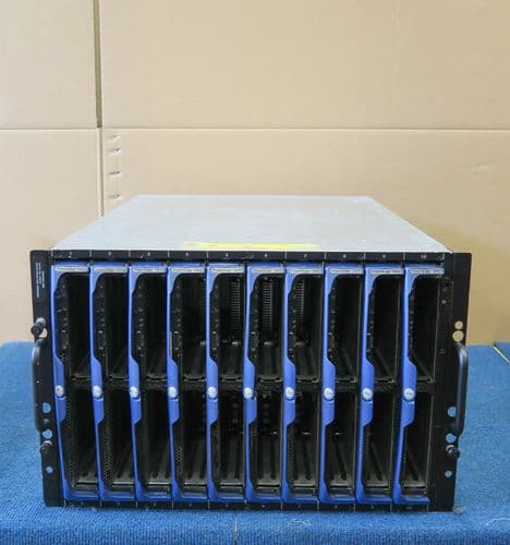 Dell Blade Chassis GJ585 - 10 x Blades 15 Processor Xeon P4 29GB RAM Enclosure