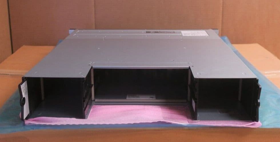 Dell Compellent SC4020 Storage Array 24x 2 5