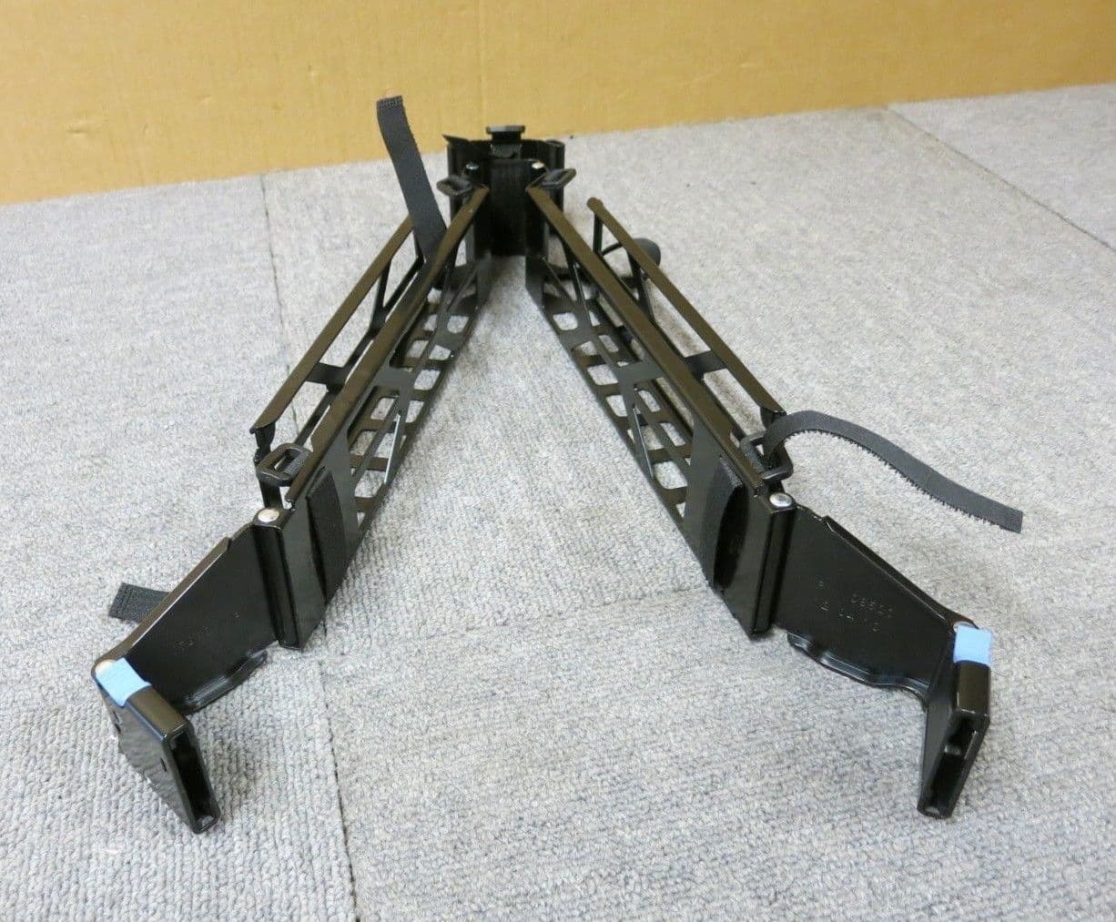 Dell D850C D852C PowerEdge R510 R710 2U Management Cable Arm