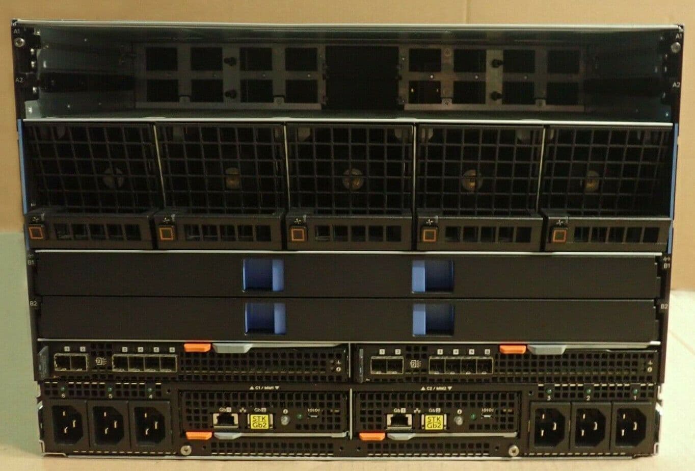 Dell EMC PowerEdge MX7000 8-Slot Modular Chassis W/ 6x PSU 2 x Management