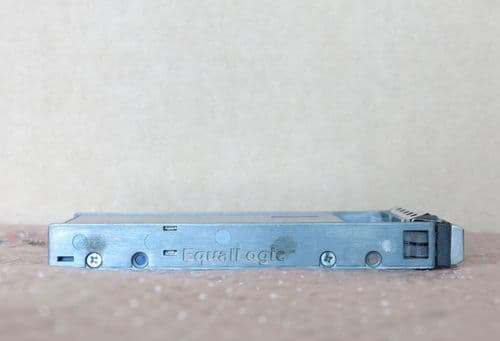 Dell EqualLogic 2.5" 200Gb SAS Solid State Hard Drive HDD 0KKNXF KKNXF LB200M