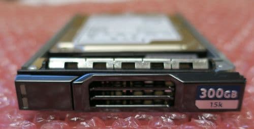 Dell EqualLogic 300GB 15K 6GBPS 2.5" SAS HDD Hard Disk Drive 8WR71 + Caddy