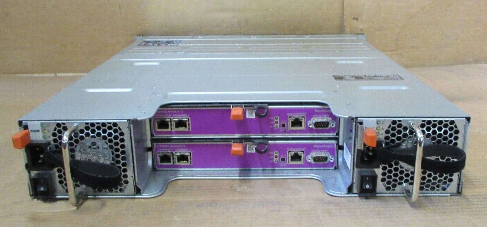 Dell EqualLogic PS4100 33TB 12 Bay 2 5 SAS ISCSI Storage Array 2x Dell equallogic ps4100 33tb 12 bay 2 5 sas iscsi storage array 2x
