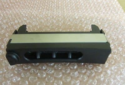 Dell G7609 3.5" Filler, Blank, Drive Bezel PowerEdge 1950 2900 2950