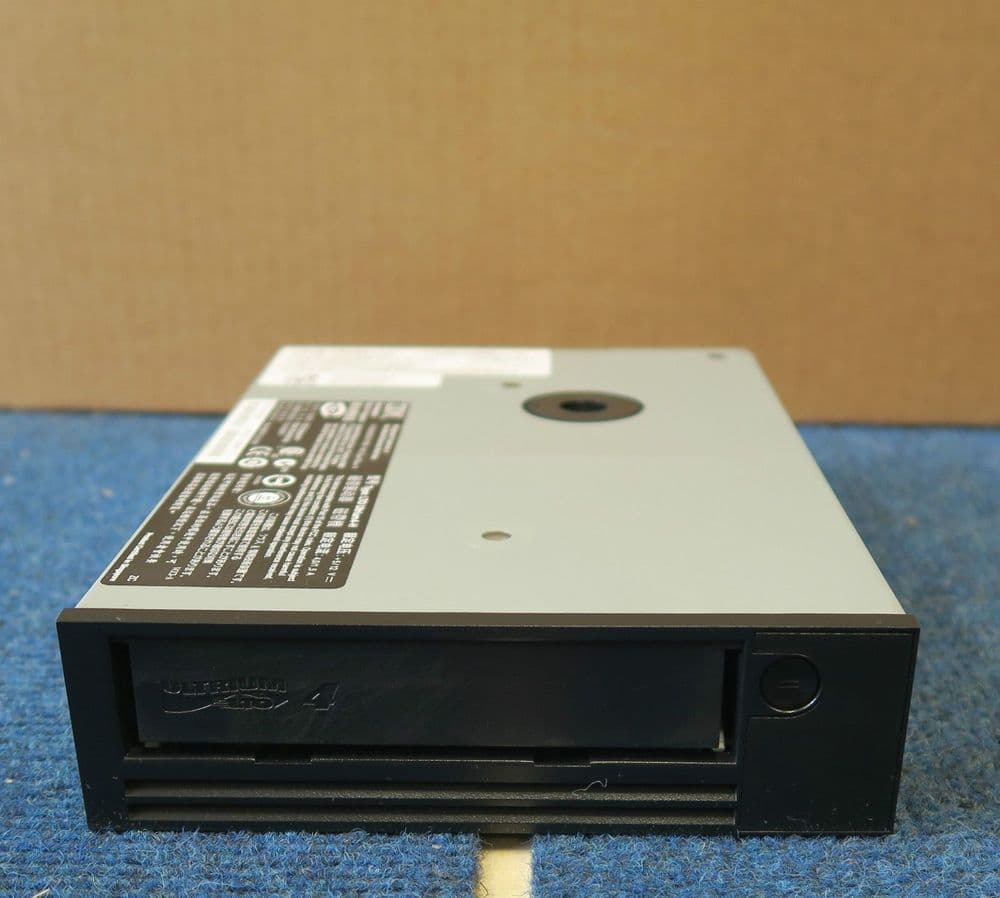 Dell / IBM LTO4 Ultrium 800/1600GB HH SAS BackupTape Drive 45E1036 45E1025 RN757