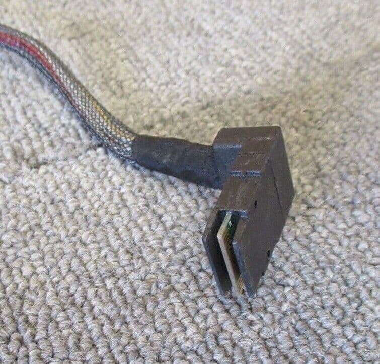 Dell P110M PERC H700i Controller To SAS Backplane Cable For PowerEdge