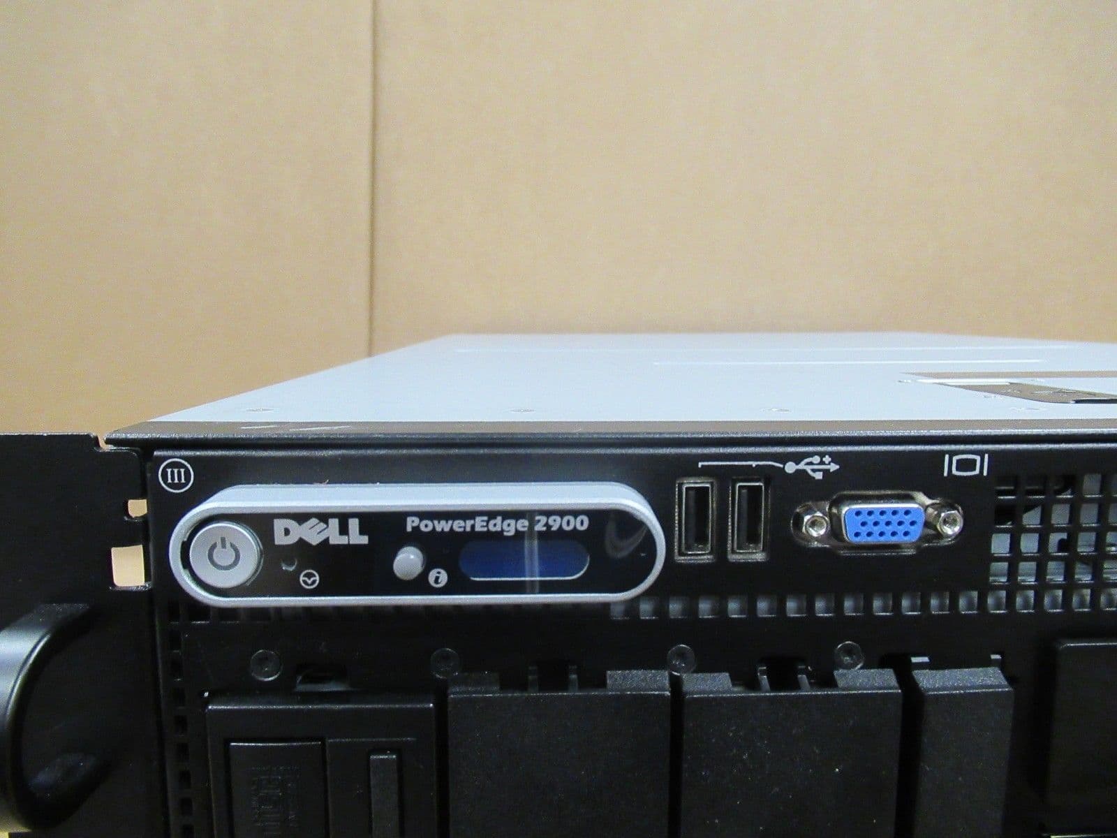 Dell PowerEdge 2900 G3 2x Intel Xeon E5420 2 50GHz 4GB RAM 8x3 5" Bays