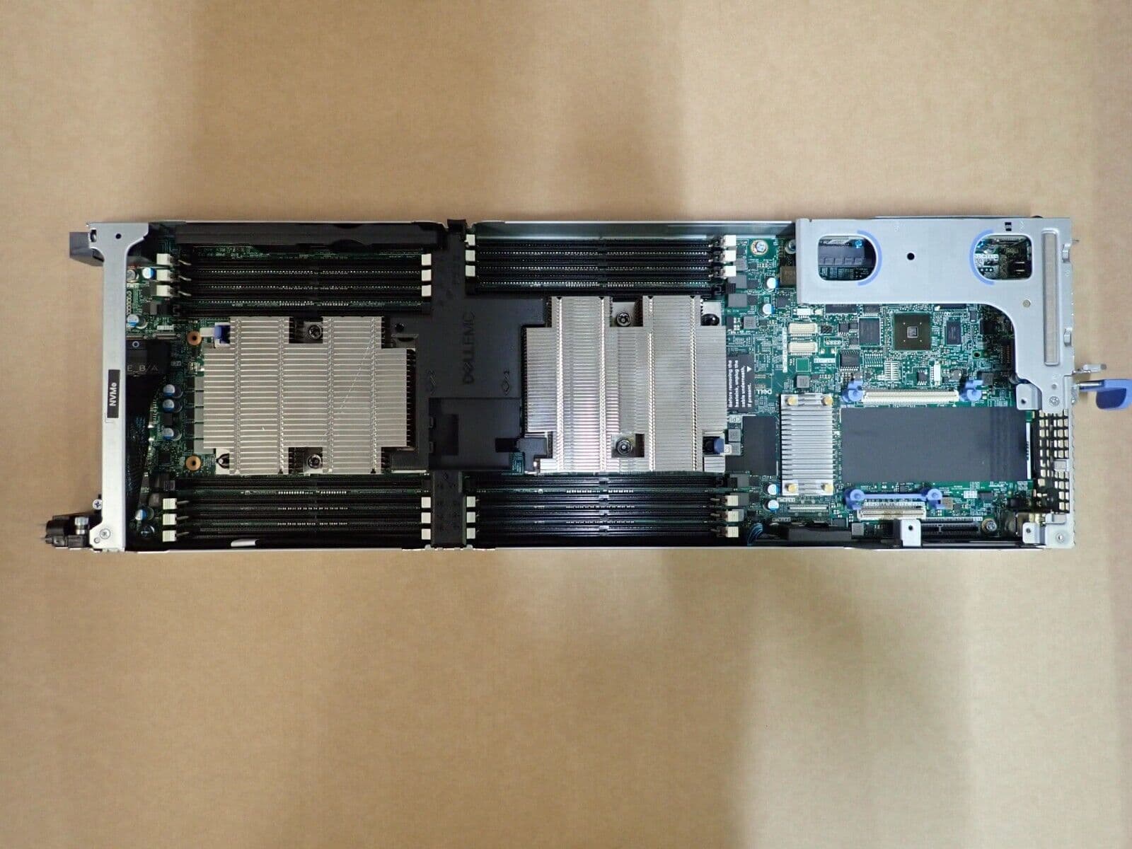 Dell PowerEdge C6400 with 4x C6420 CTO NVMe Node Servers 24 x NVMe bays CTO