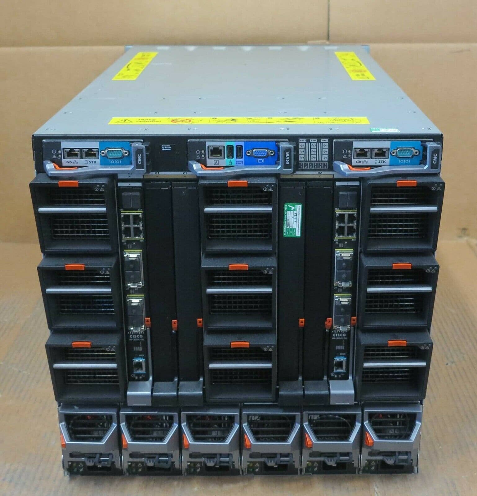 Dell PowerEdge M1000e Chassis 8x M610x Blade Servers 16x X5670 800GB