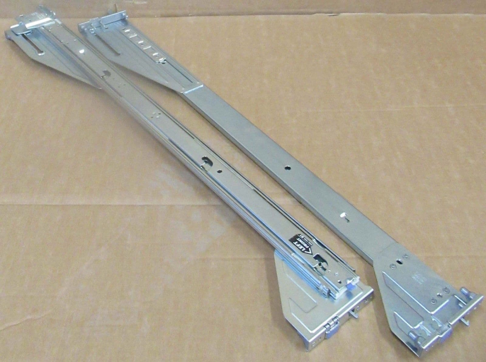 Dell PowerEdge R710 Server Rack Mount Rail kit P187C