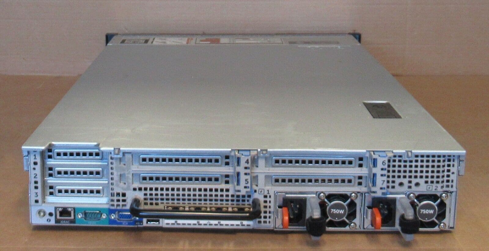 Dell PowerEdge R720 16-Bay Xeon E5-2667v2 3 30GHz 8x 600GB HDD 32GB 2U ...