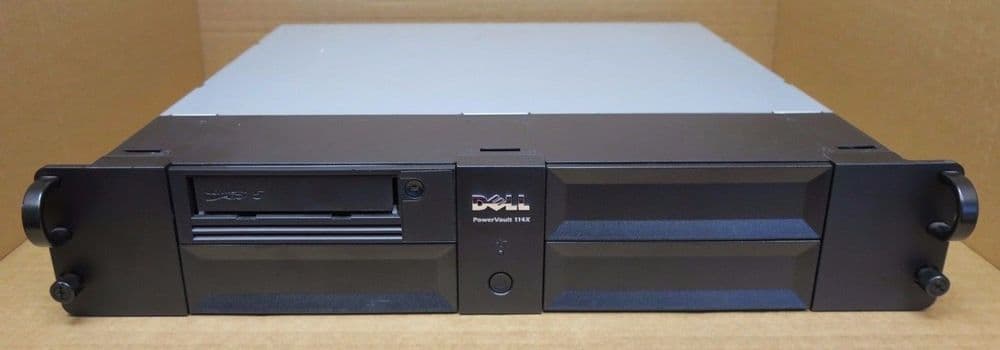 Dell PowerVault 114X 1x Ultrium LTO 5 RWHM1 - SAS Rackmount 2U Tape ...