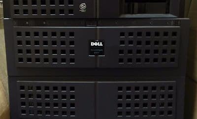 Dell PowerVault 650F rackmount Disk-Array Processor (DPE) storage system