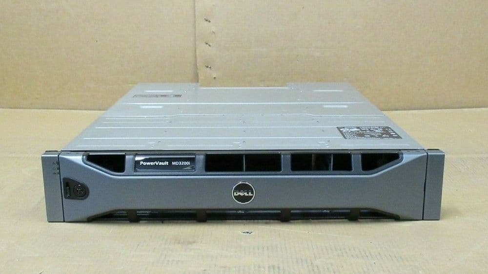 Dell PowerVault MD3200i iSCSI SAN Storage Array 2 x Controller 12x 3 5" SAS Bay
