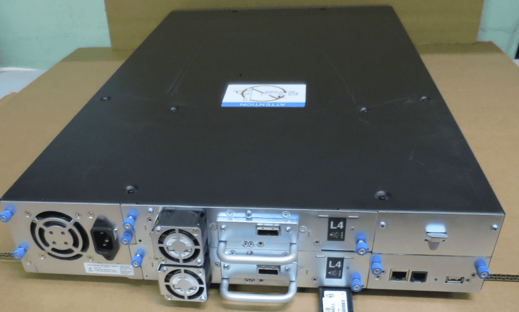 Dell Powervault TL2000 Backup Tape Library 2 x LTO-4 SAS 25