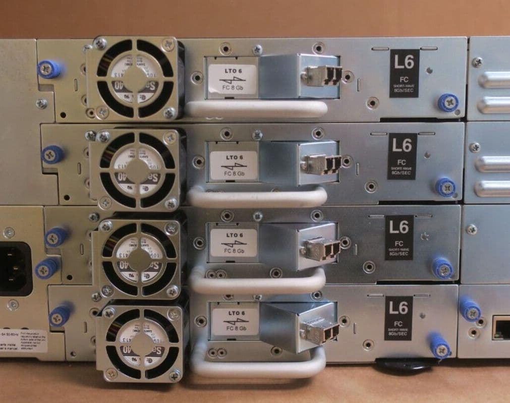Dell PowerVault TL4000 4U 45Slot Tape Library Autoloader 4x LTO6 8Gb