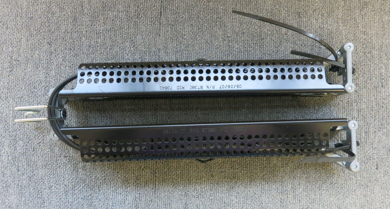 Dell RT380 Cable Management Tray Arm PowerEdge Rack Kit