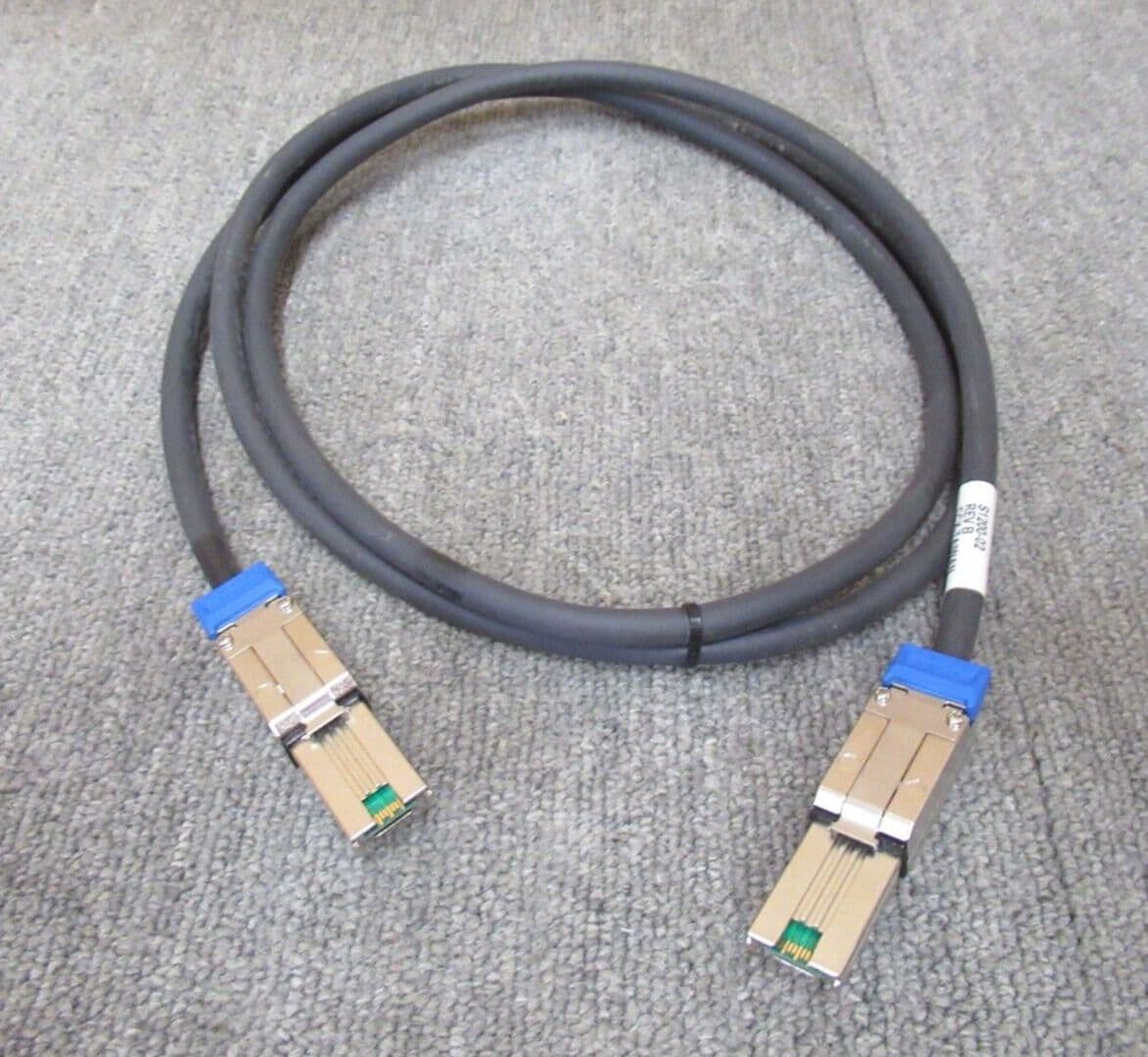 Dell S120002 HGDCV 2M External MiniSAS Compellent Cable SFF8088 To