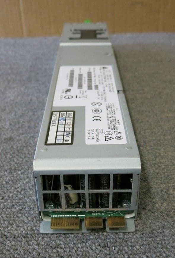 Delta Electronics DPS-770BB Hot Swap 770 PSU s26113-e539-v50 Primergy RX200