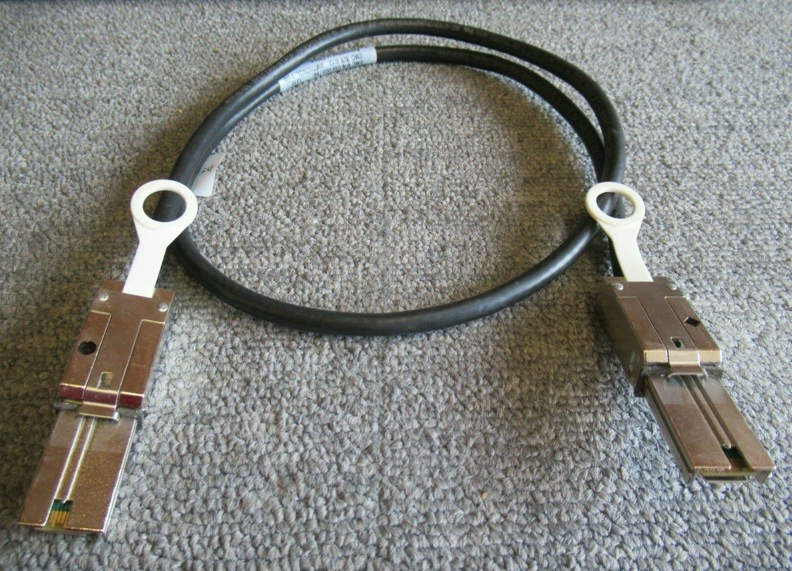 thumbnail image 2 of EMC 2.3M External Mini SAS Cable – SFF-8088 To SFF-8088, 038-004-091, Used 2 of 6