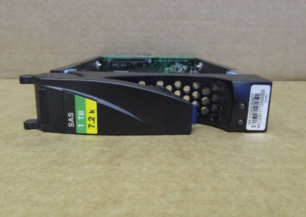 EMC Hard Drive Caddy 3 5" 520Bps 005049407 303115003D SASFC Interposer