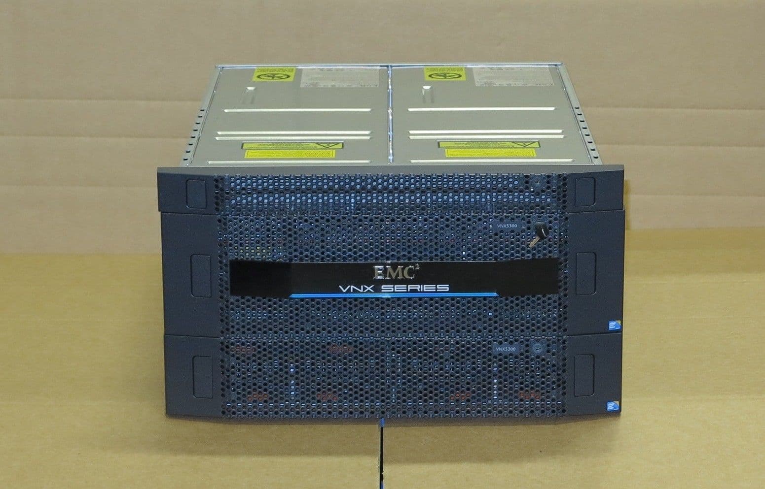 EMC VNX 5300 6 6Tb Storage Array With Data Mover And SPS Backup Power
