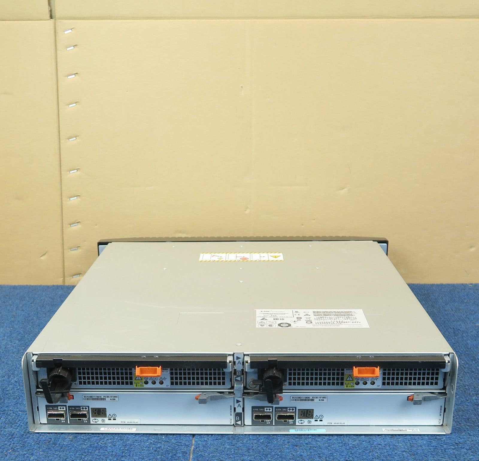 EMC VNXe3100 12 Bay SAS Disk Expansion Rackmount V2DAE12 2x Link
