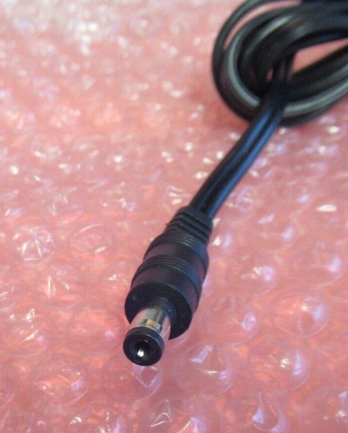 ENG 3A154WP05 UK 3Pin Plug SwitchMode AC Power Adapter 13W 5V 2 6A