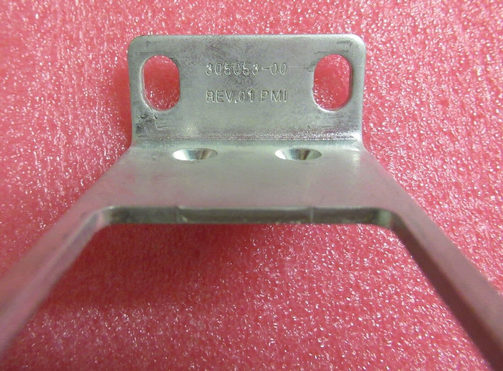 Extreme Networks Summit 48si 1U Rack Mount Brackets/Ears And Screws