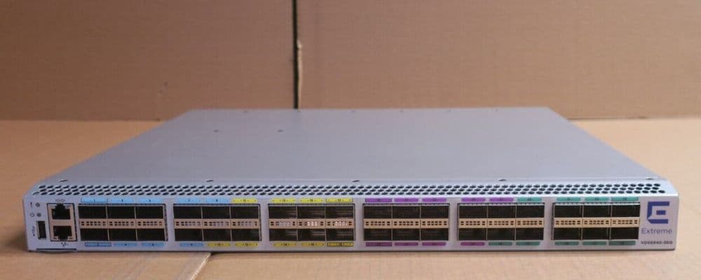 Extreme VDX6940-36Q XBR-VDX6940-24Q-AC-R 36x 40GbE QSFP+ Port Switch (24-Active)