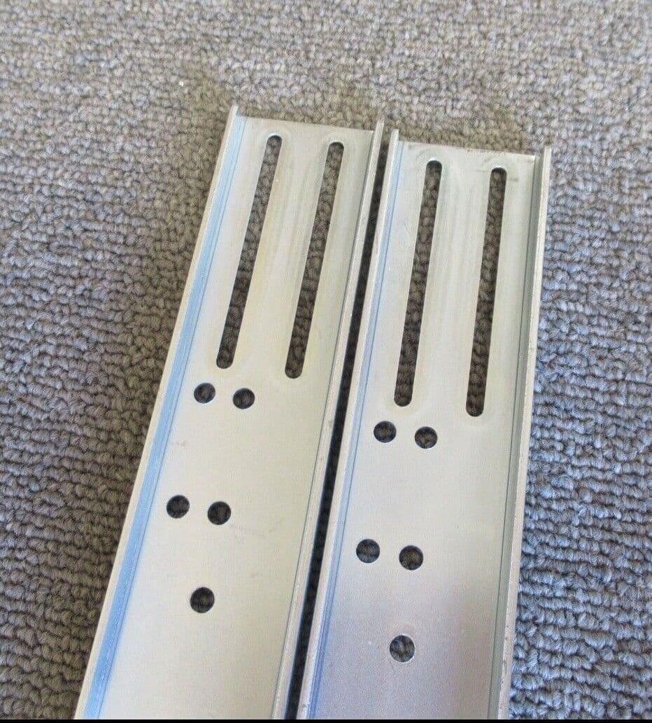 Foxconn 42-0202400-01 Brocade 300 Switch Left Right Slim Rack Mount ...