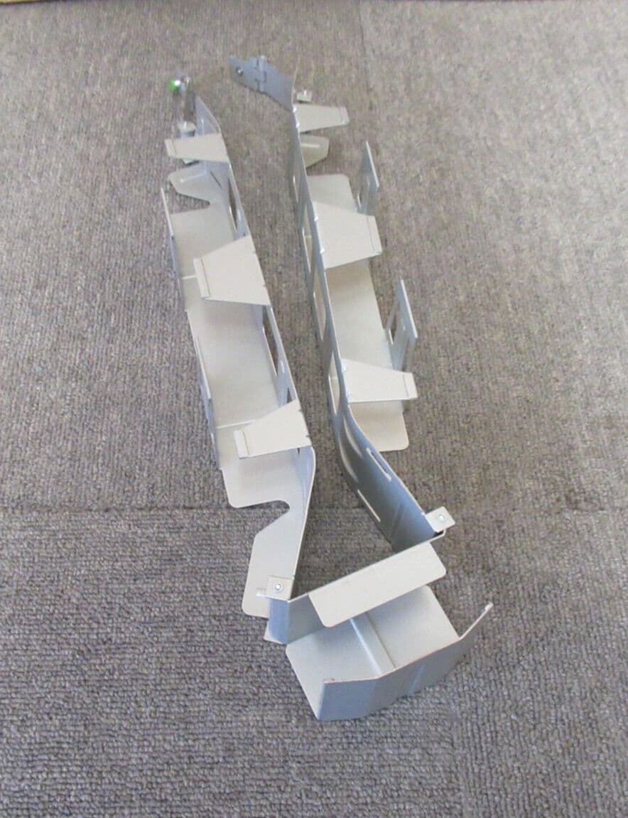 Fujitsu A3C40124949 S26361F2735L82 Cable Management Arm 2U
