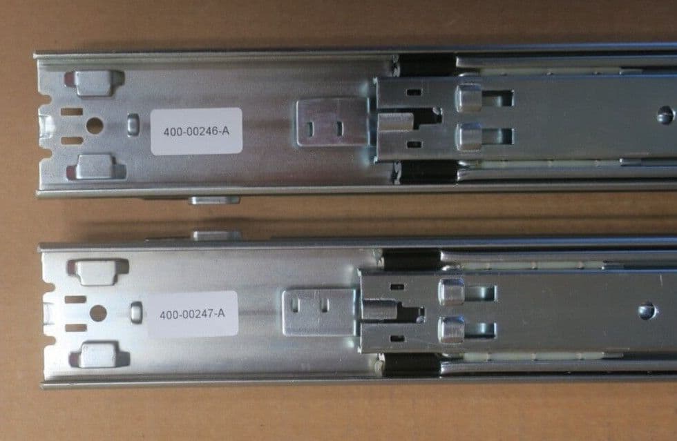 Fujitsu A3C40170096 RMK F1-C S7 LV RX2540 M1 M2 M4 Rack Mount Rail Kit