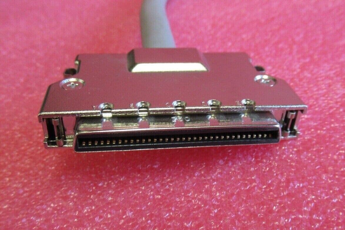 Fujitsu CA720023532 Male SCSI III To Male SCSI III SCSI Cable Assembly