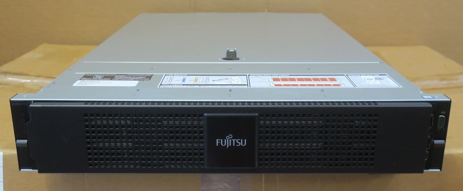 Fujitsu Eternus CS800 M1 2x Silver 4110 96GB RAM 48 48TB Storage Scale ...