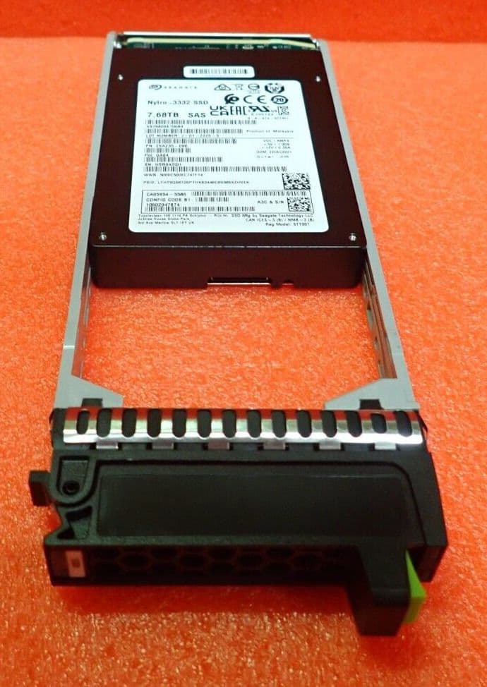 Fujitsu Eternus DX/AF 7 68TB SAS 12Gb/s 2 5
