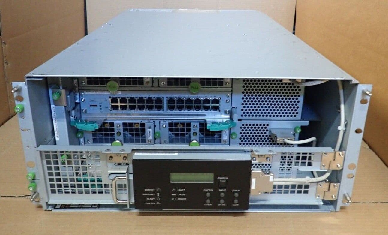 Fujitsu Eternus DX8700 S3 Front-End Router FTS ET-FER1-N 2x FE SVC 4x ...