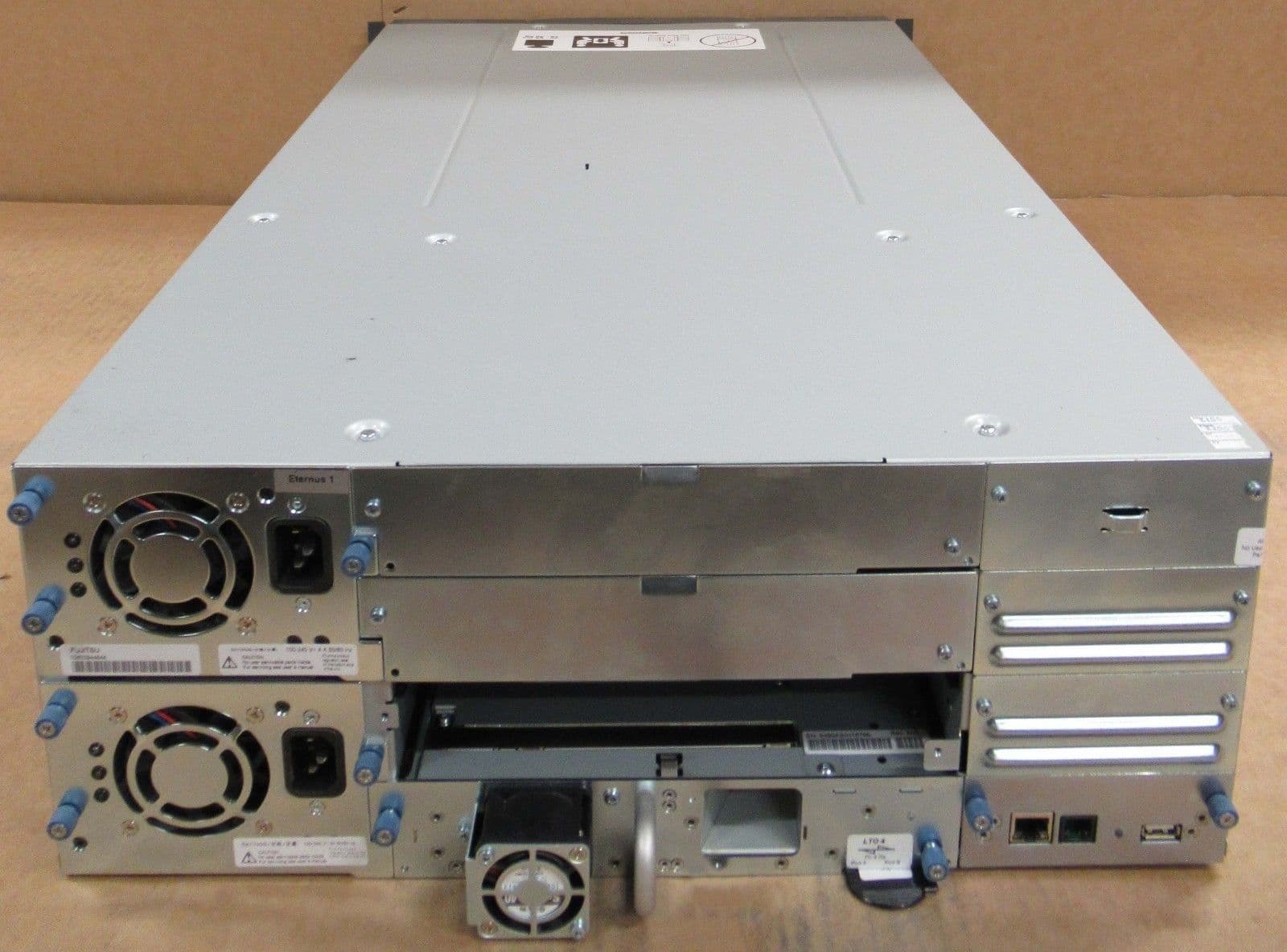 Fujitsu Eternus LT60 4U LT04 Drive LT60JFF1U 48 Slot Tape Library