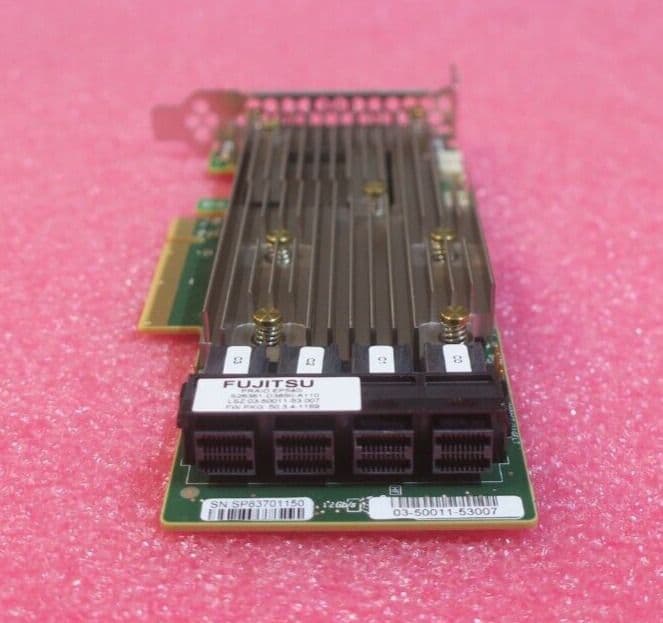 Controller SAS Fujitsu PRAID EP540e / LSI 9480-8e – PCIe X8, 2x SFF-8644 Esterno, 12G – Ricondizionato