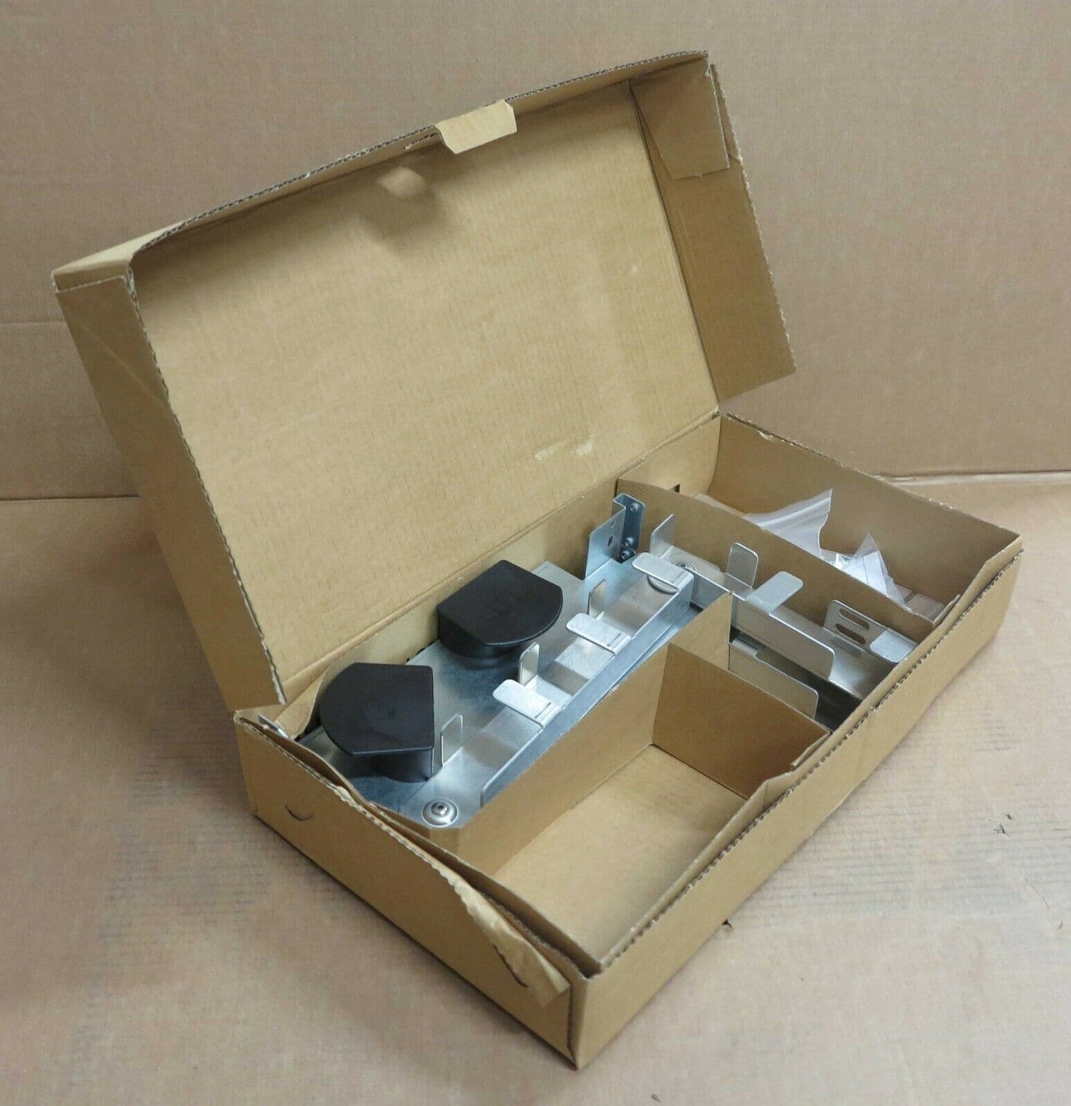 Fujitsu PrimeCenter Rack Cable Management Arm Kit S26361F2734A71