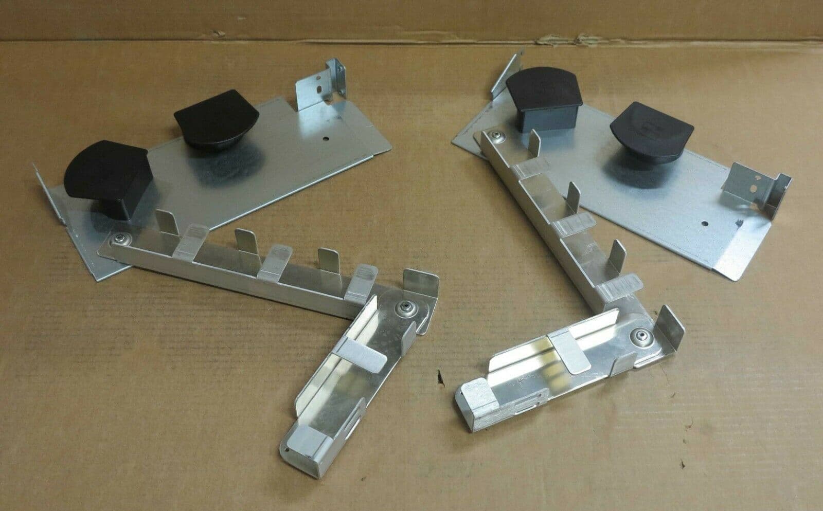 Fujitsu PrimeCenter Rack Cable Management Arm Kit S26361F2734A71