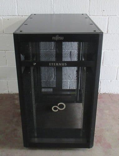 Fujitsu Primecentre 24U M1 Server Rack Cabinet Enclosure S26361-K827-V220