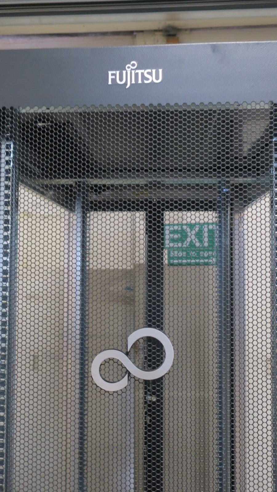 Fujitsu PrimeCentre Rack PCR M2 42U 800 x 1200mm Server Rack Cabinet ...