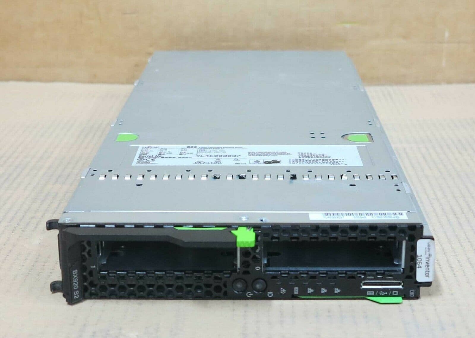 Fujitsu Primergy BX920 S2 Blade Server 2x E5620 2 4GHz 9 DIMM