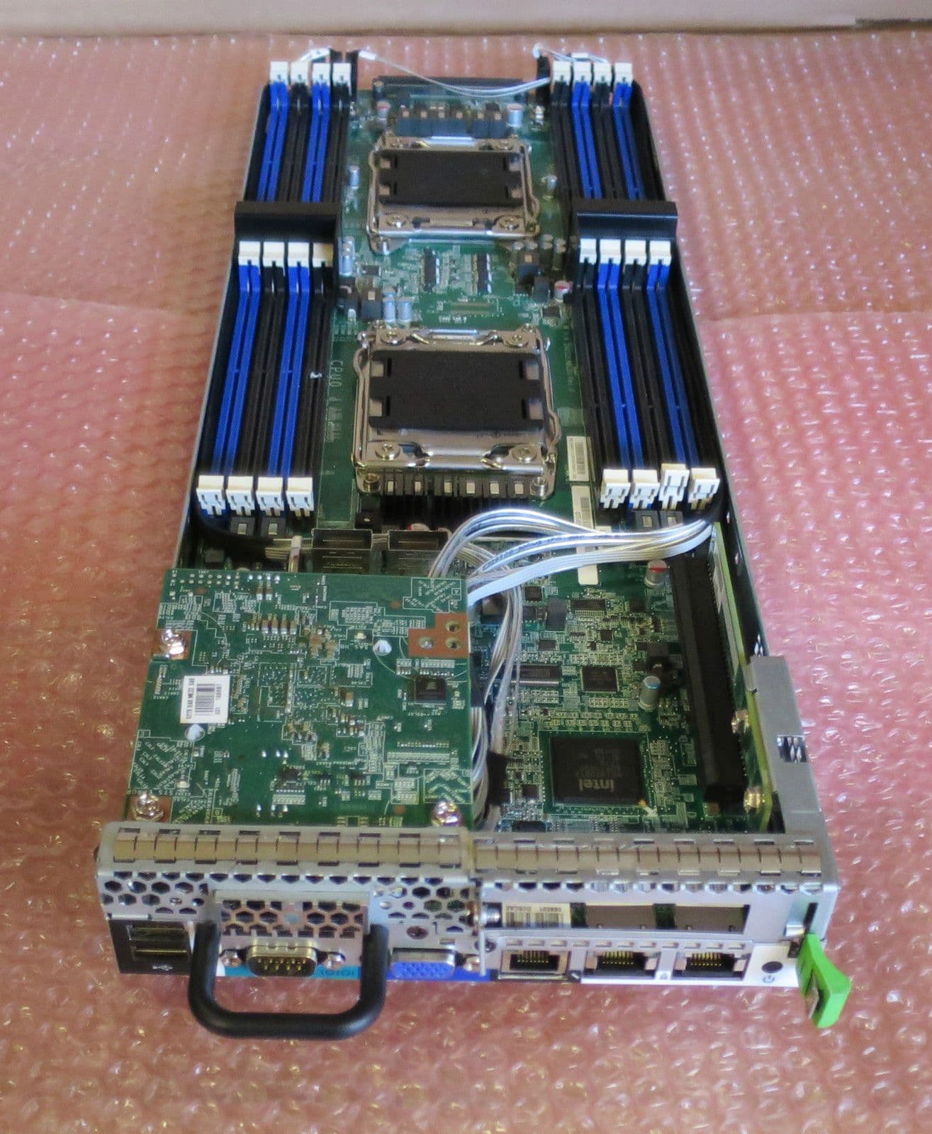 Fujitsu PRIMERGY CX250 S2 no CPU -0 MB - 0 GB Node Server S26361