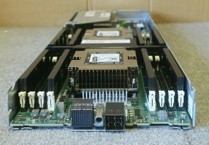 Fujitsu Primergy CX2570 M4 2x CPU 16x DIMM CTO Server Node