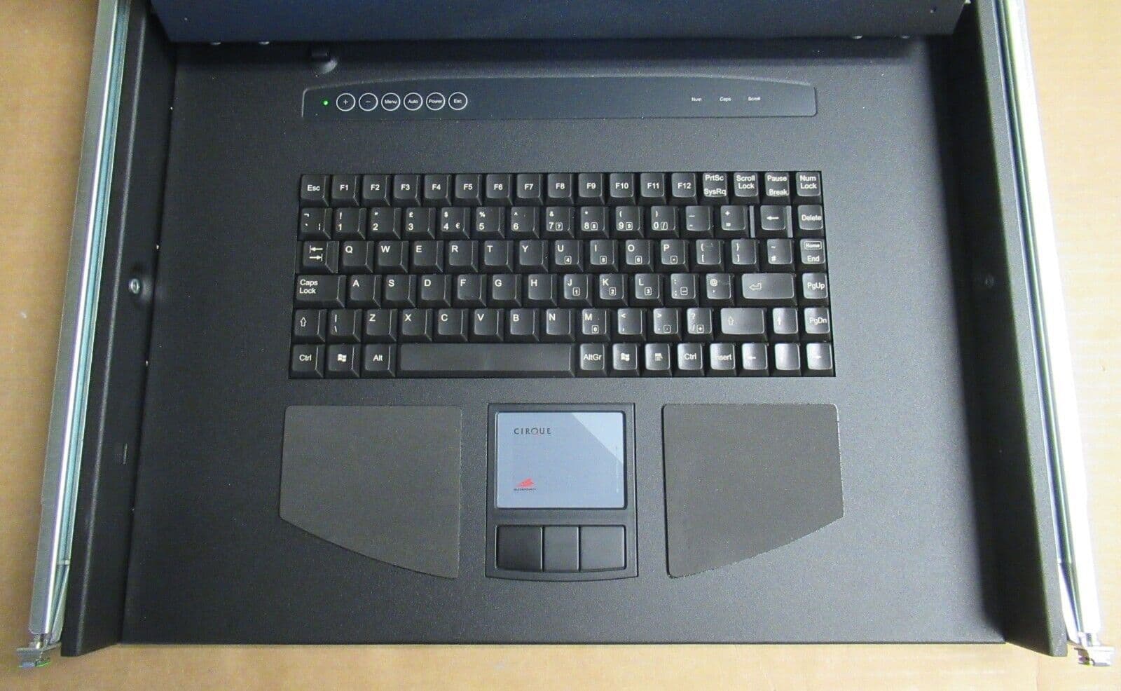 Fujitsu Primergy RC24 Rack Mount 17