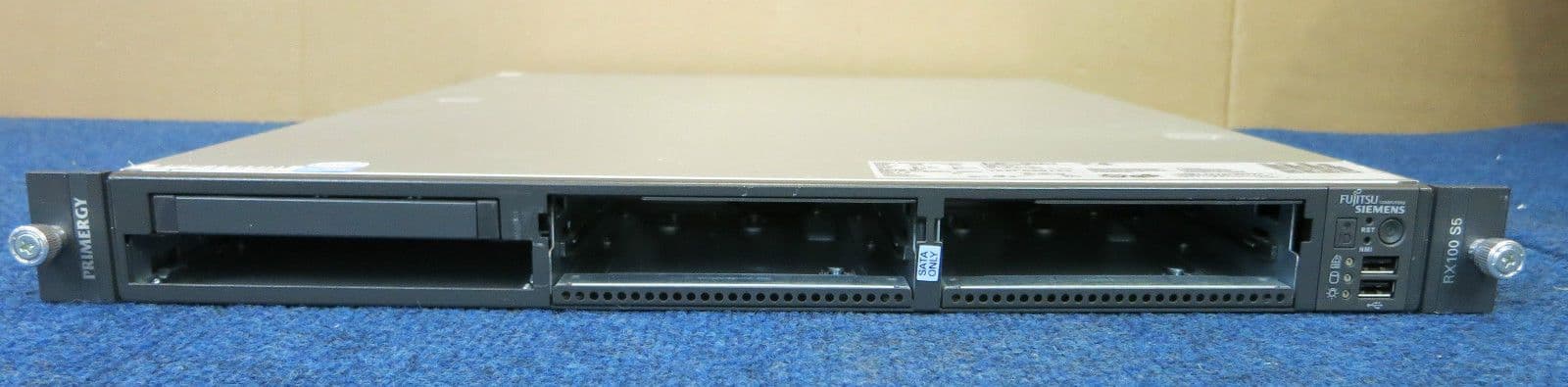 Fujitsu PRIMERGY RX100 S5 Xeon Dual-Core 1 8GHz E2160 1U Rackmount