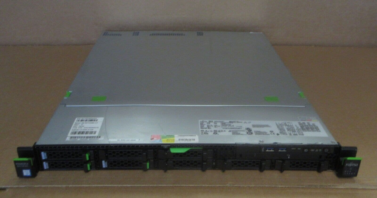 LXN7V FUJITSU PRIMERGY RX1330 M2 Xeon E3-1240L V5 8GB Fujitsu
